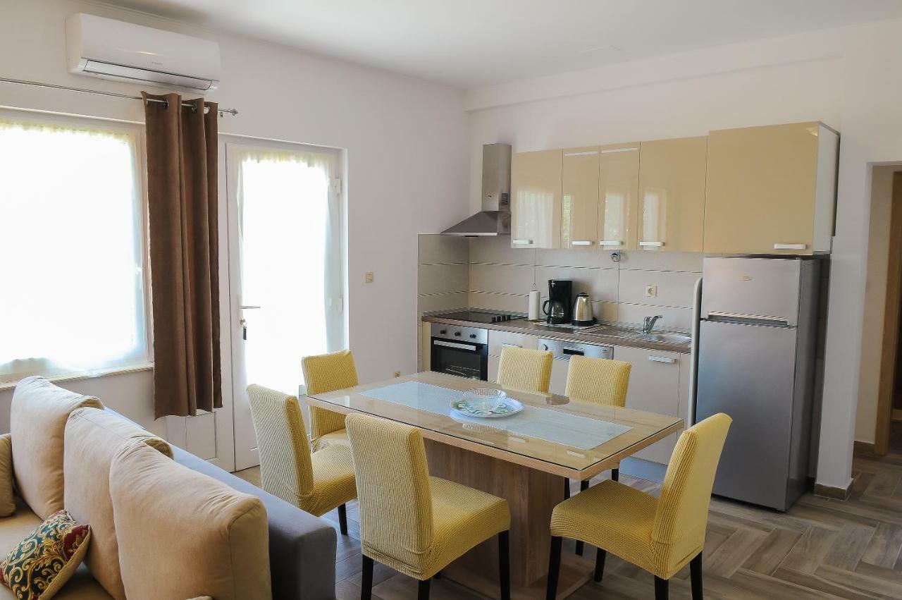 Apartment Neva no.1 Spalato Esterno foto