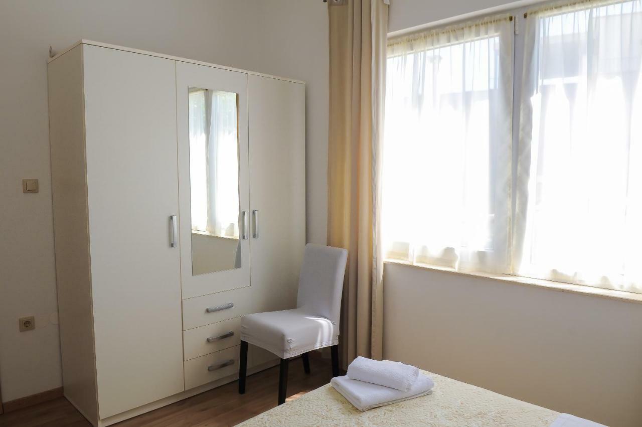 Apartment Neva no.1 Spalato Esterno foto