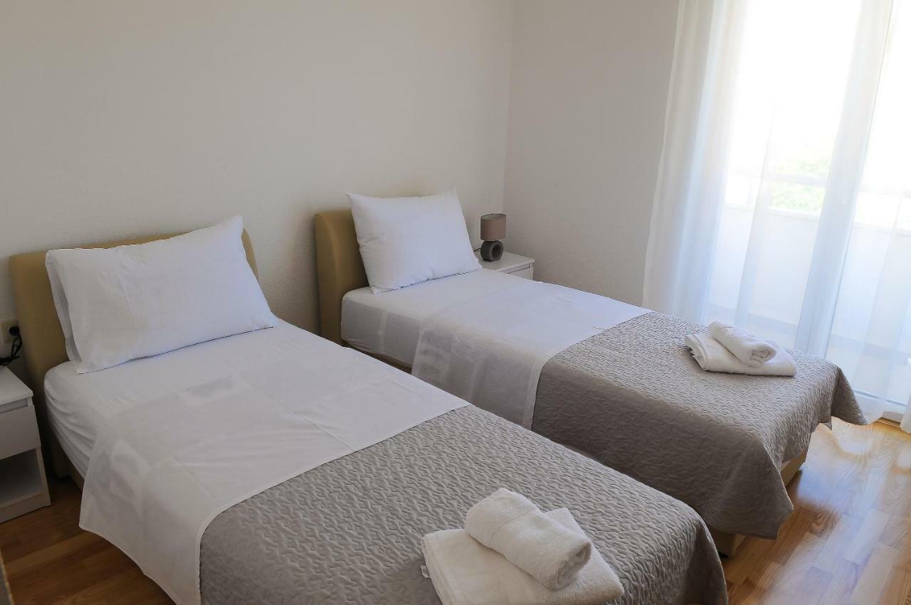 Apartment Neva no.1 Spalato Esterno foto