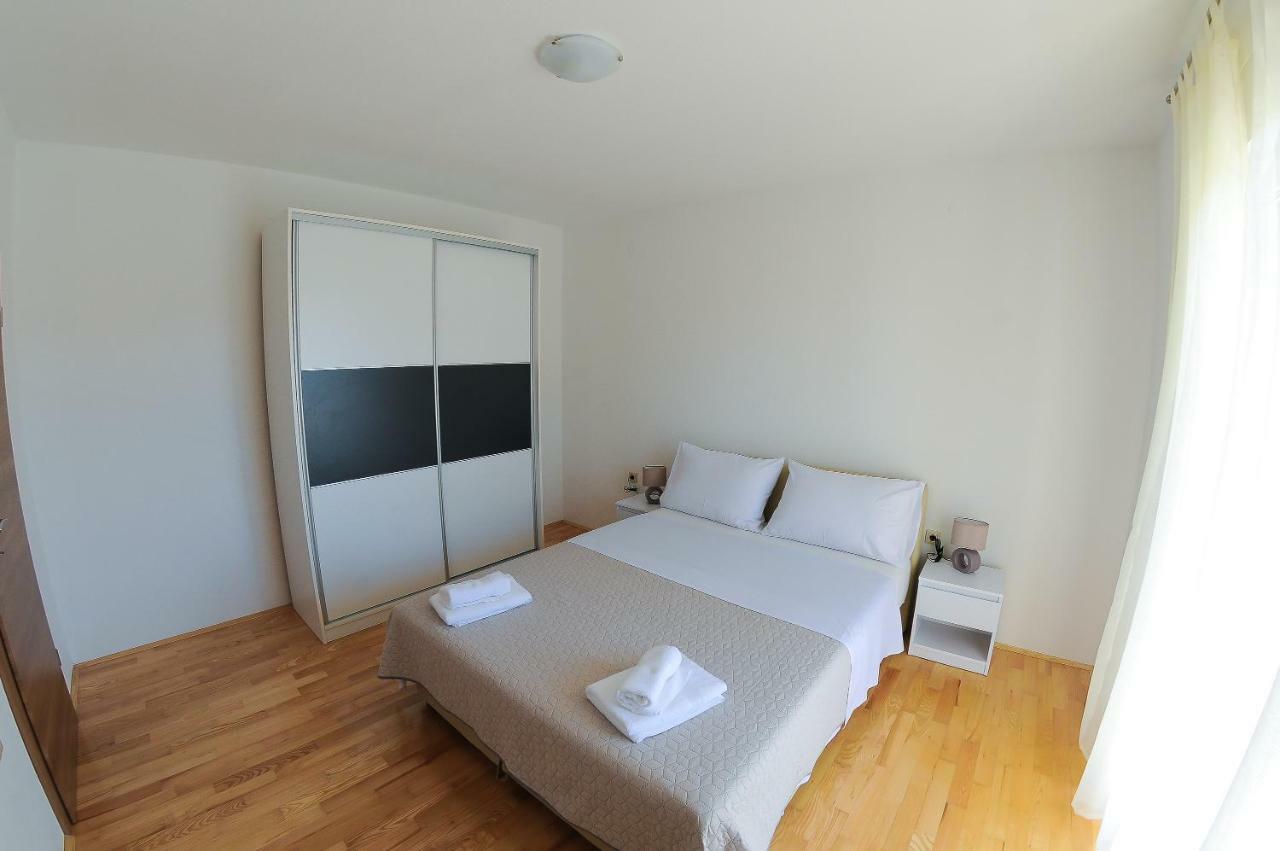 Apartment Neva no.1 Spalato Esterno foto