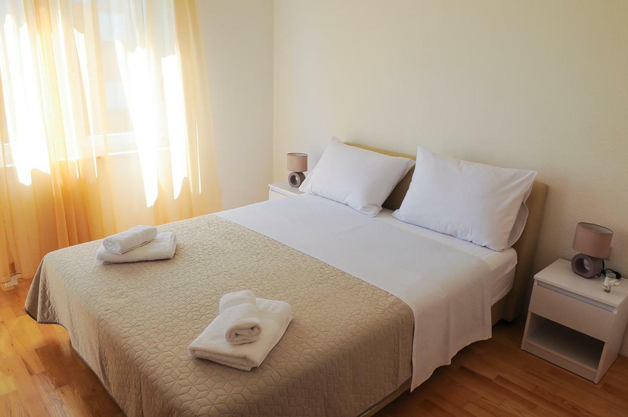 Apartment Neva no.1 Spalato Esterno foto