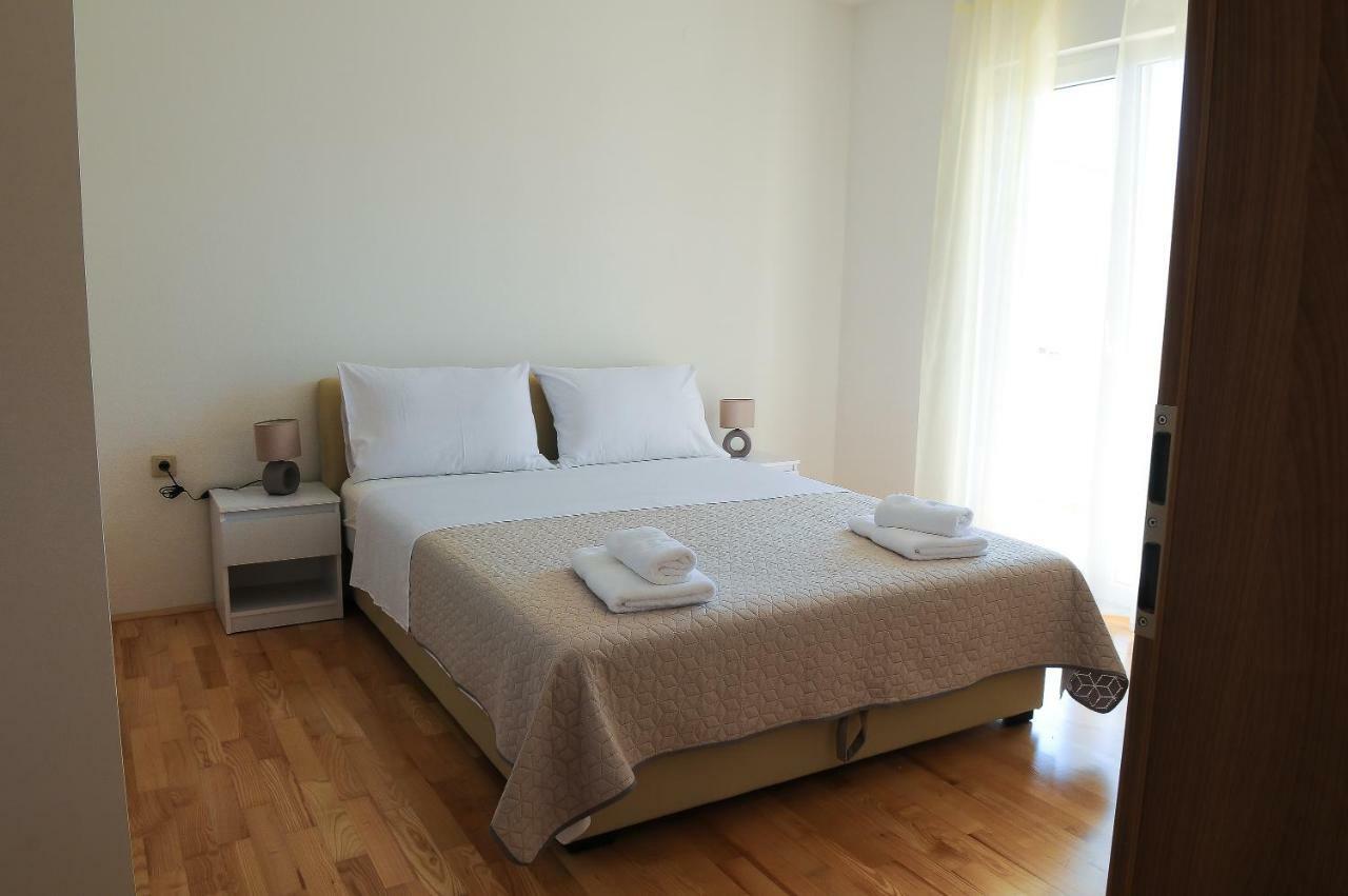 Apartment Neva no.1 Spalato Esterno foto